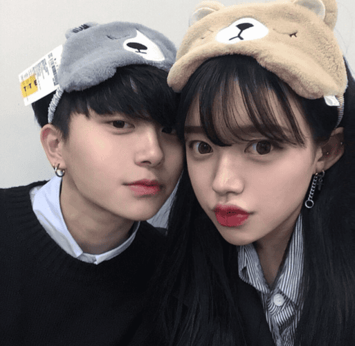 aesthetic couple dp instagram