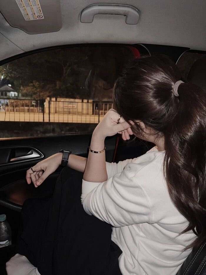 aethetics image hidden face dp girls full hd