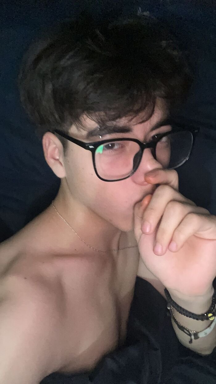 aethetics instagram dp for boys attitude