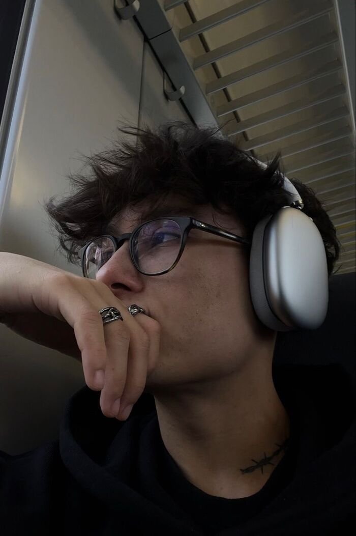 aethetics single boy attitude dp