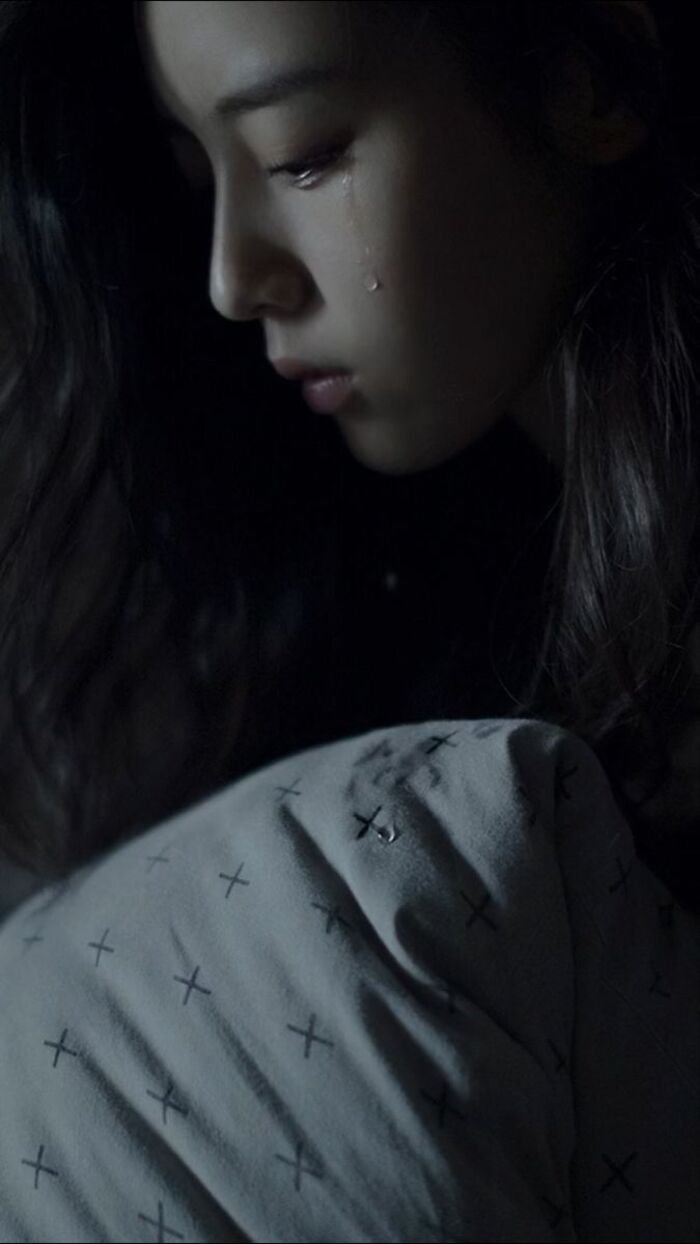 alone sad cry girl dp aethetic full hd