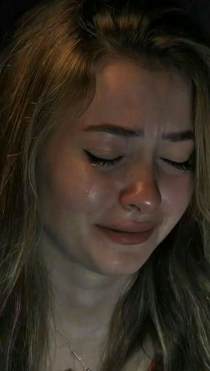 alone sad cry girl dp photo