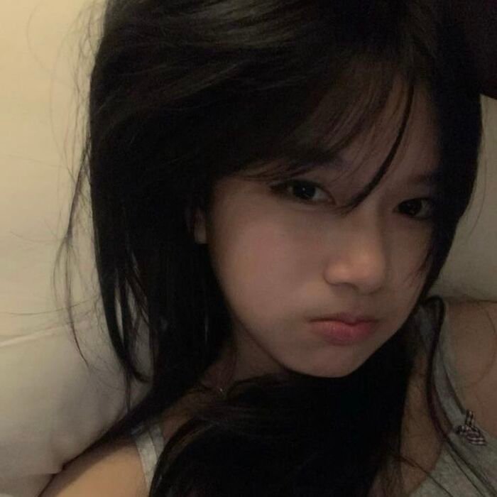 alone sadness cry girl dp aethetics