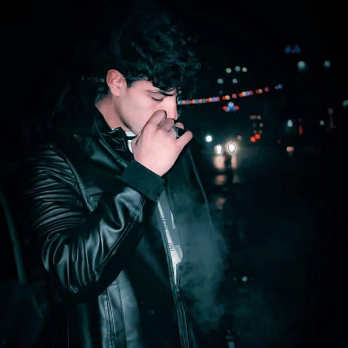 background breakup sad boy dp