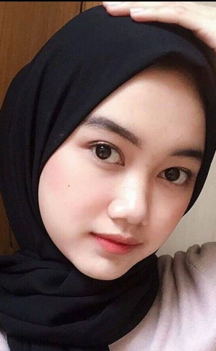 beautiful muslim girl dp