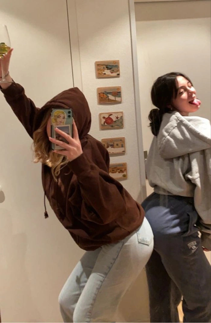 creative friendship dp