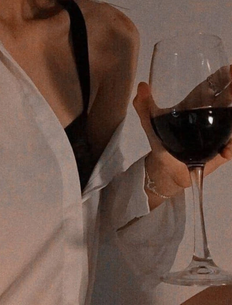 creative girls whatsapp dp