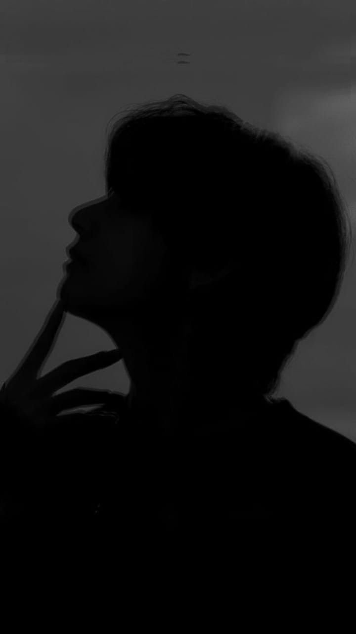 crying sad dp whatsapp