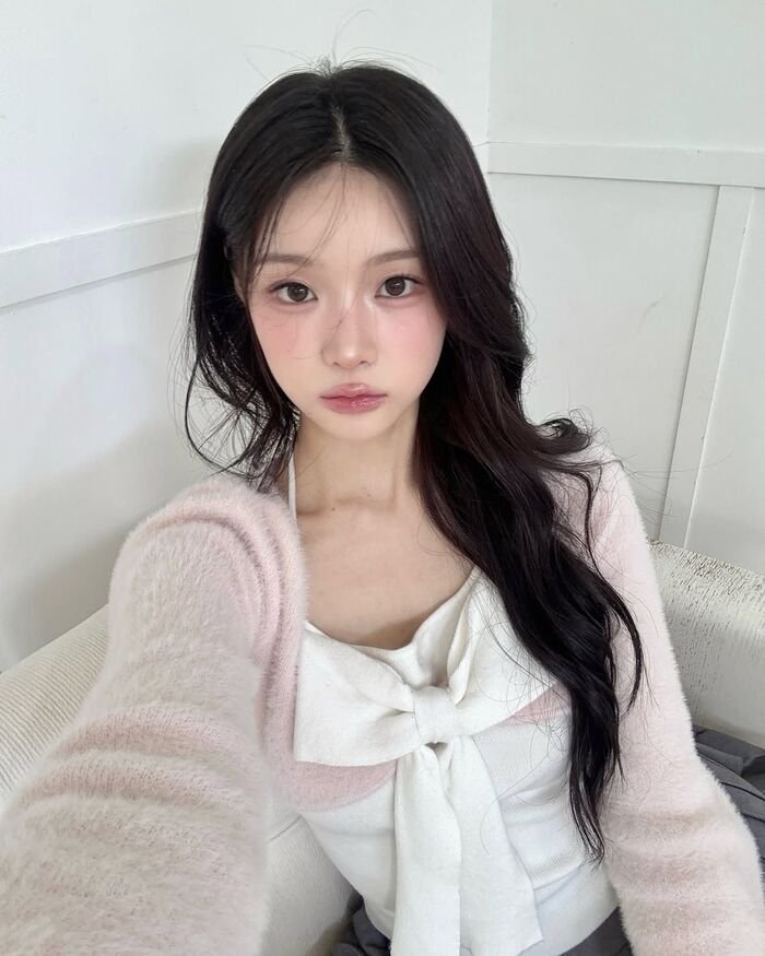 douyin girl photo simple aethetics hot hd