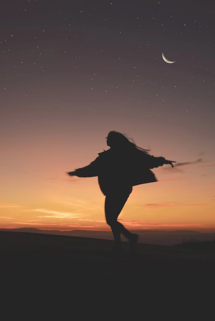 dp for girl insta with nature background