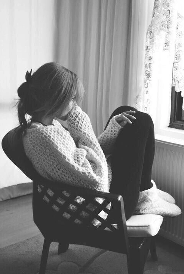 dp for mood off in hoodie