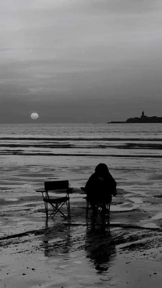 emotional sad dp instagram