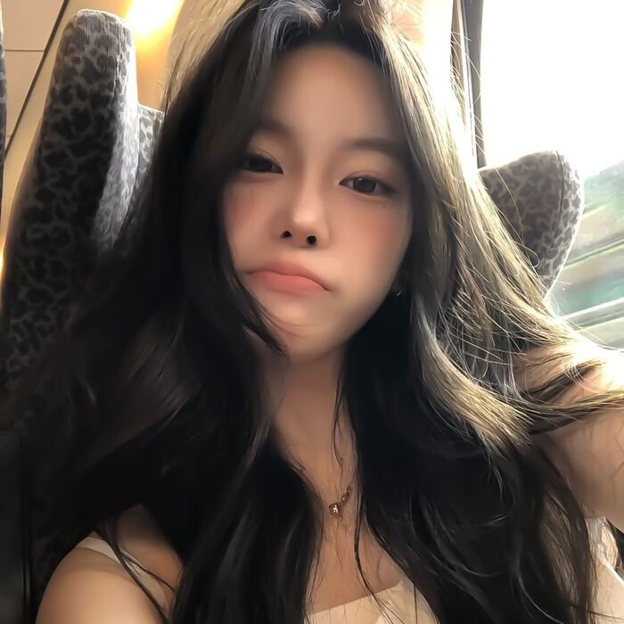 girl photo simple aethetics hot image