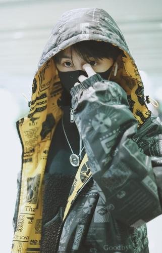 handsome boy dp black