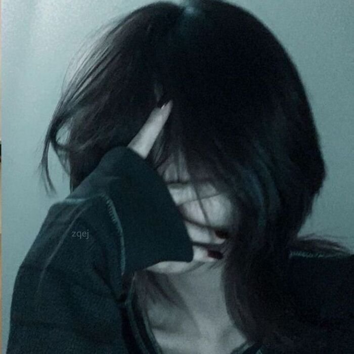 hd sad dp for instagram black and white