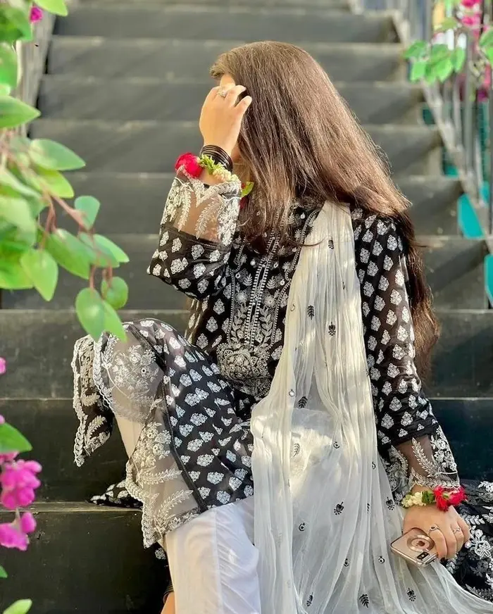 hidden face girl dp for instagram