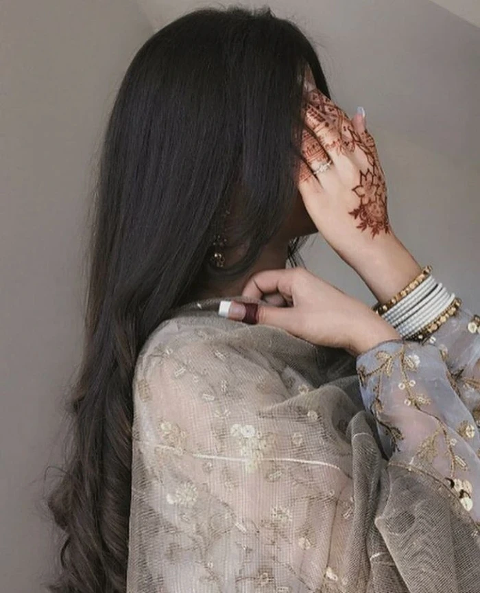 hidden face instagram dp girl