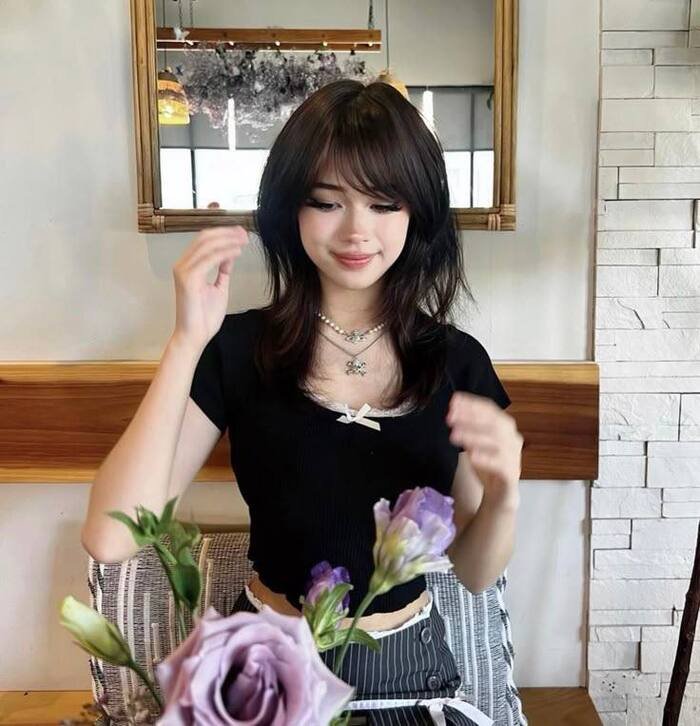 ins aethetics hot real girl pic