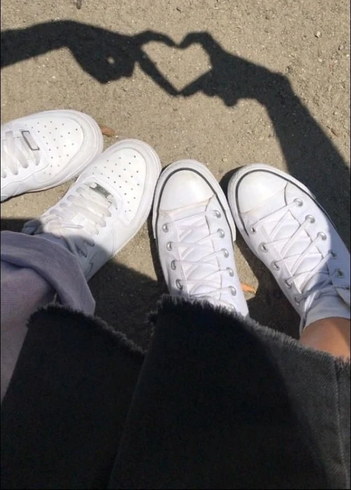 latest friendship dp