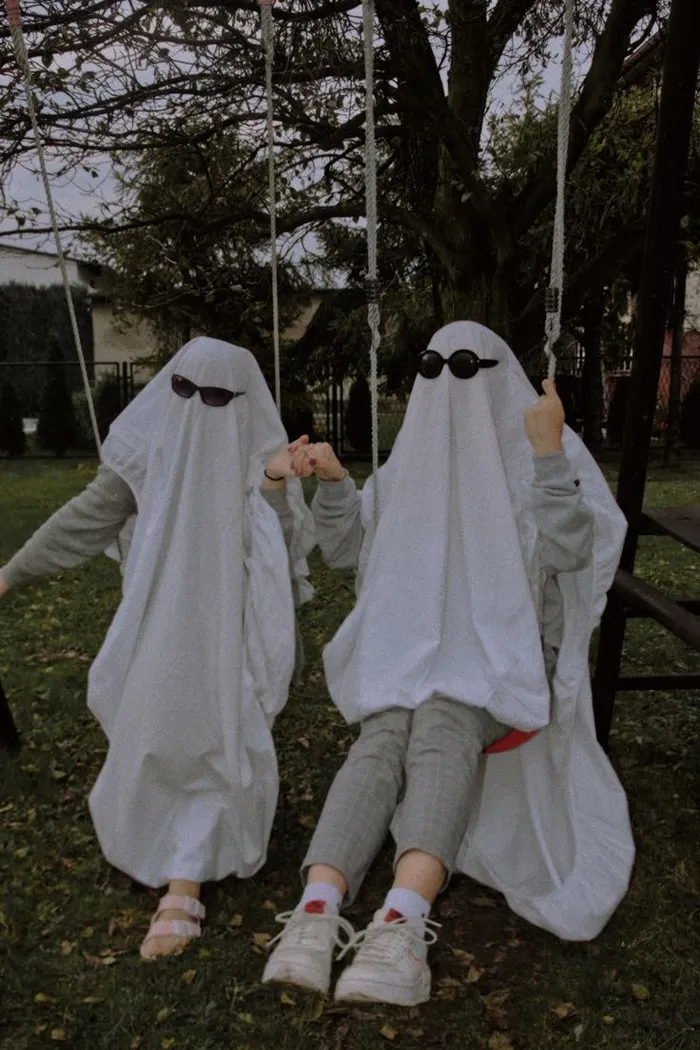 lovely friendship dp