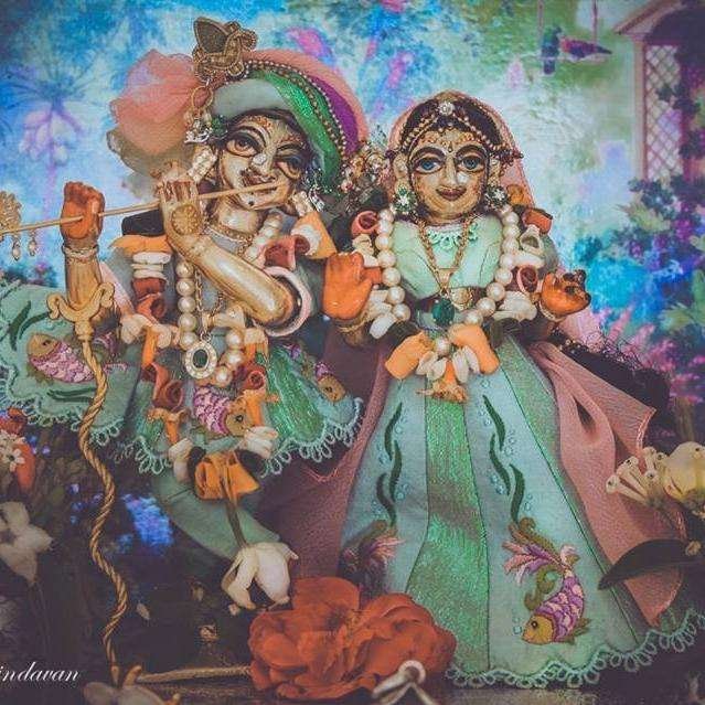 radha krishna temple artwork
