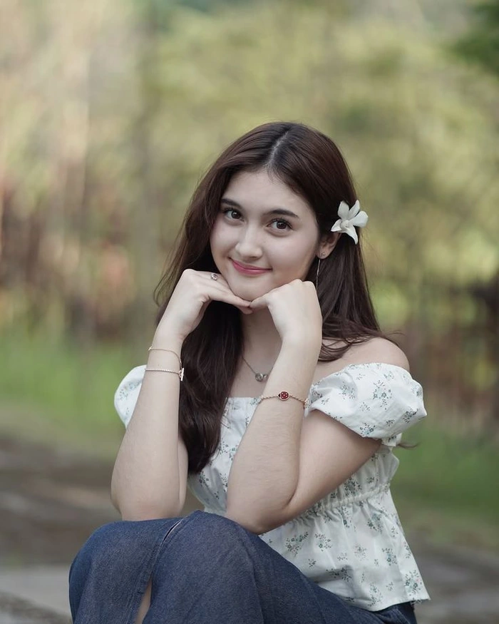 real girl dp image