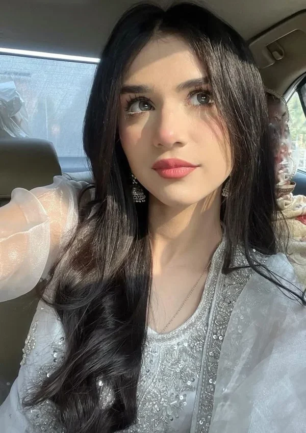 simple girl dp for instagram cool vibes