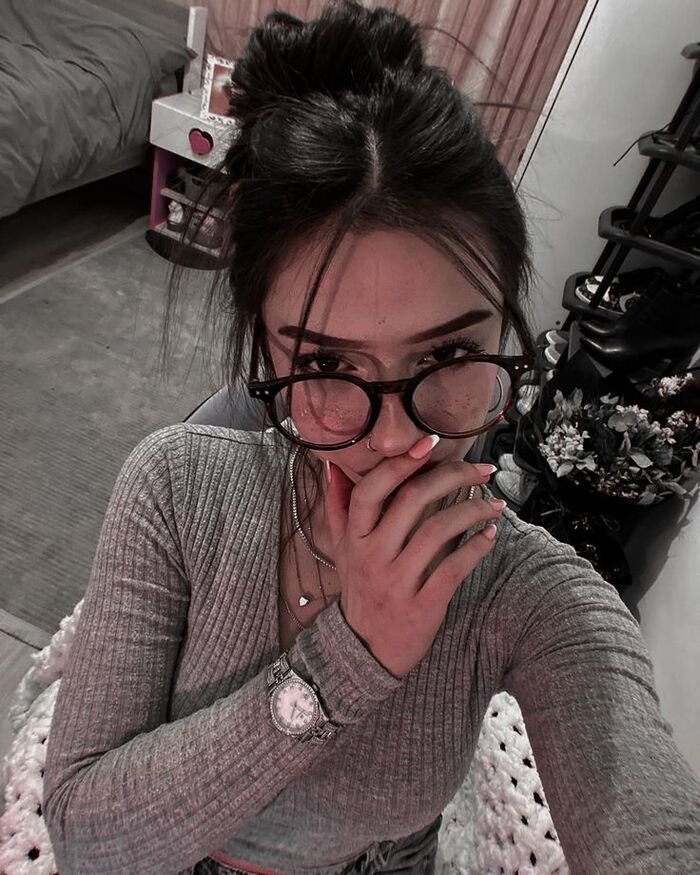 stylish girl dp hot full hd