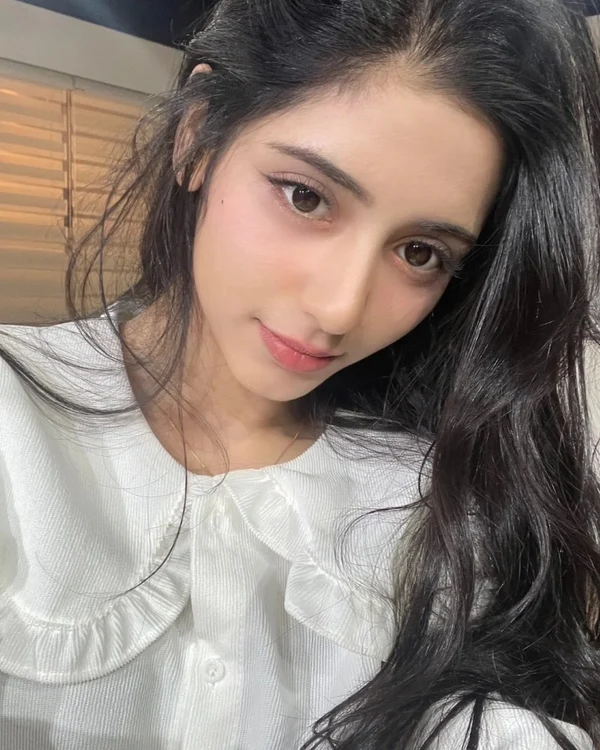 stylish hd instagram dp girl