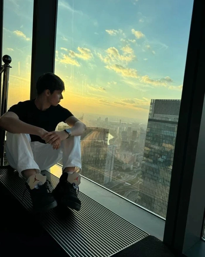 whatsapp dp elegant design