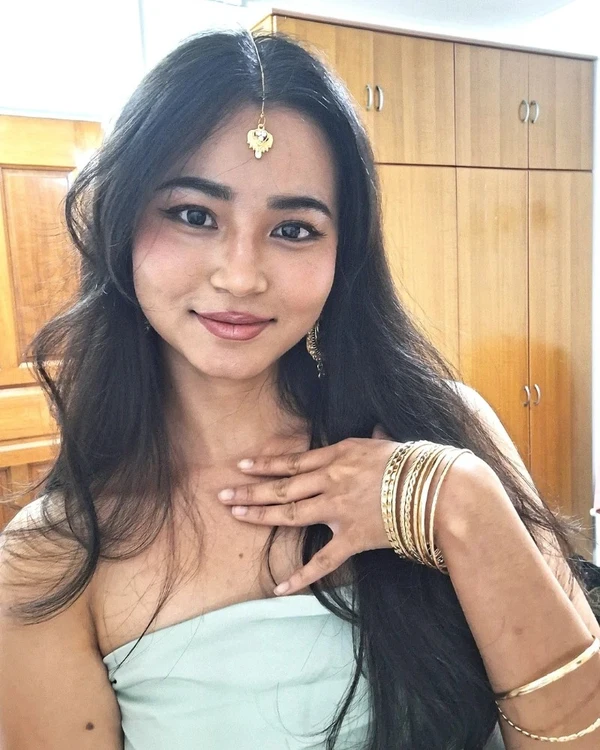 wonderful instagram dp girl