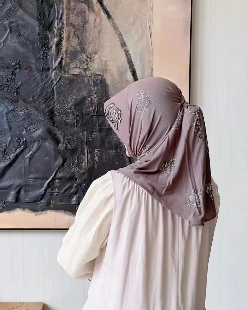 wonderful real girl profile pic