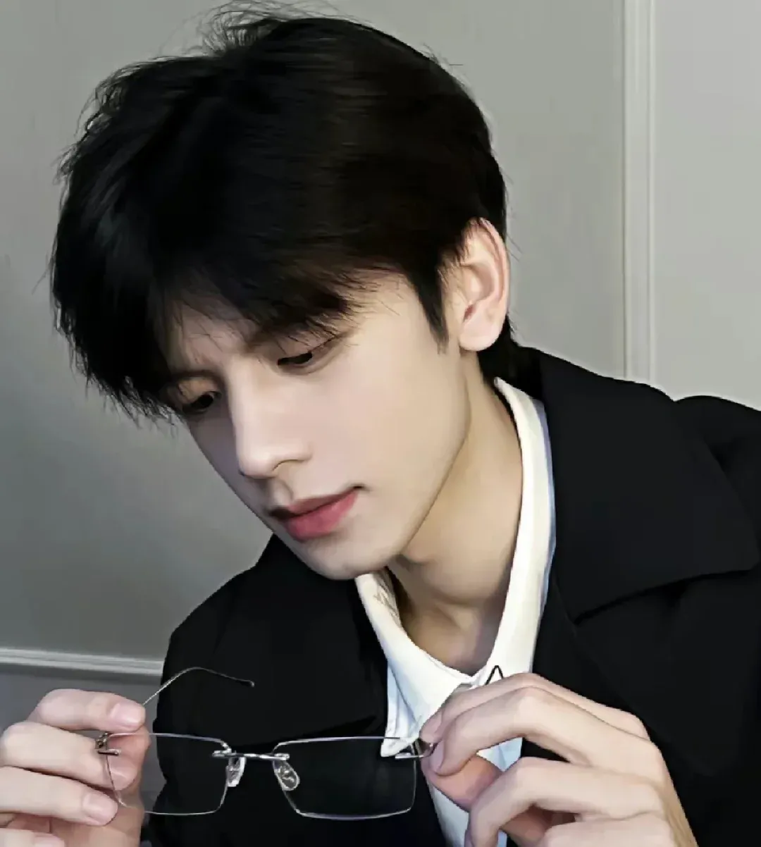 cute boys dp profile