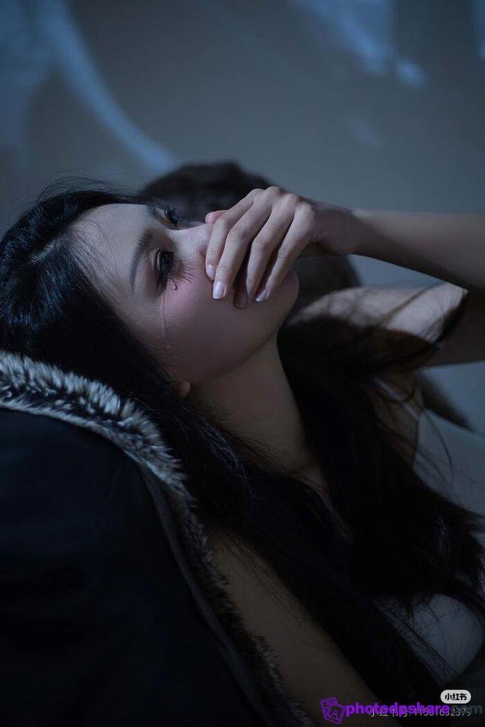 full hd aethetics sad alone girl mood pic ins