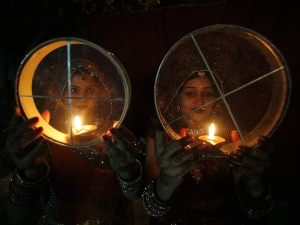 happy karva chauth images gallery