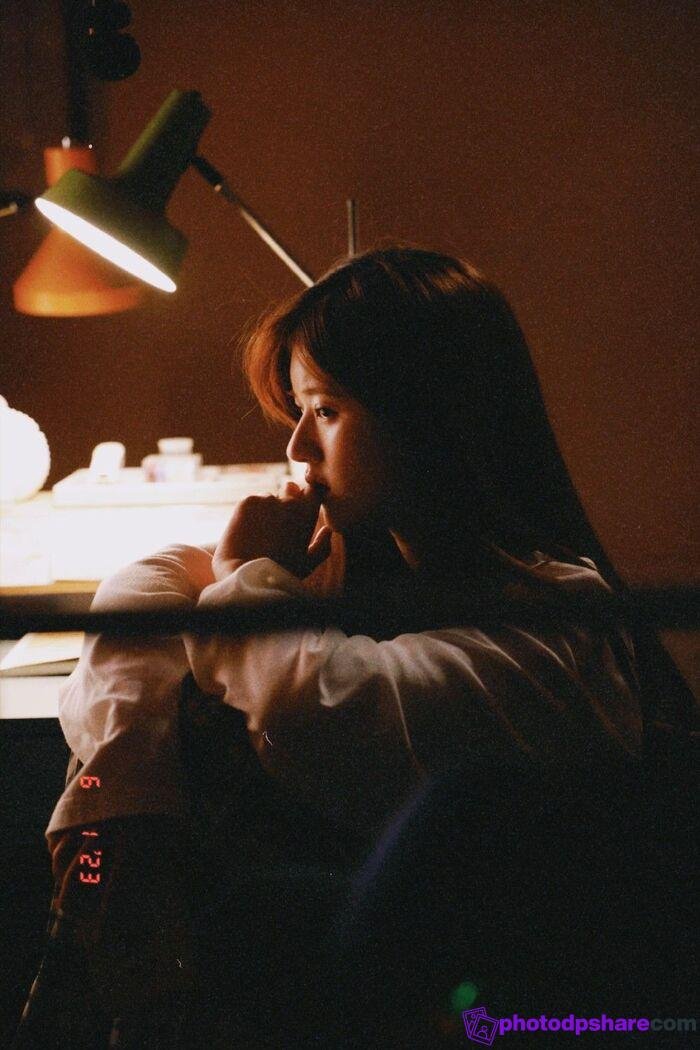 sad alone girl pic photo full hd