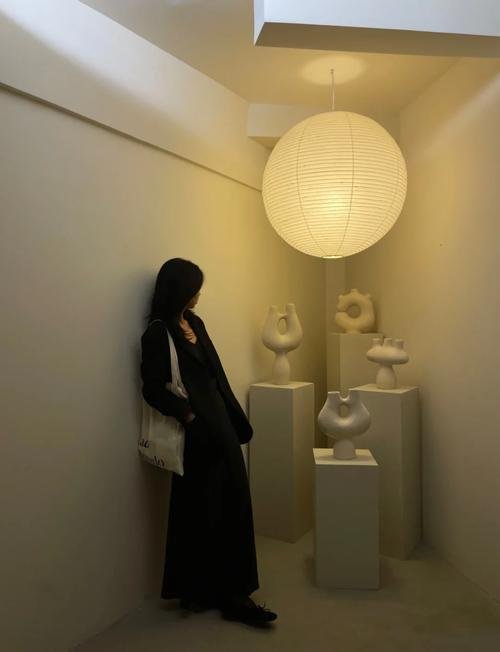 simple girl dp instagram