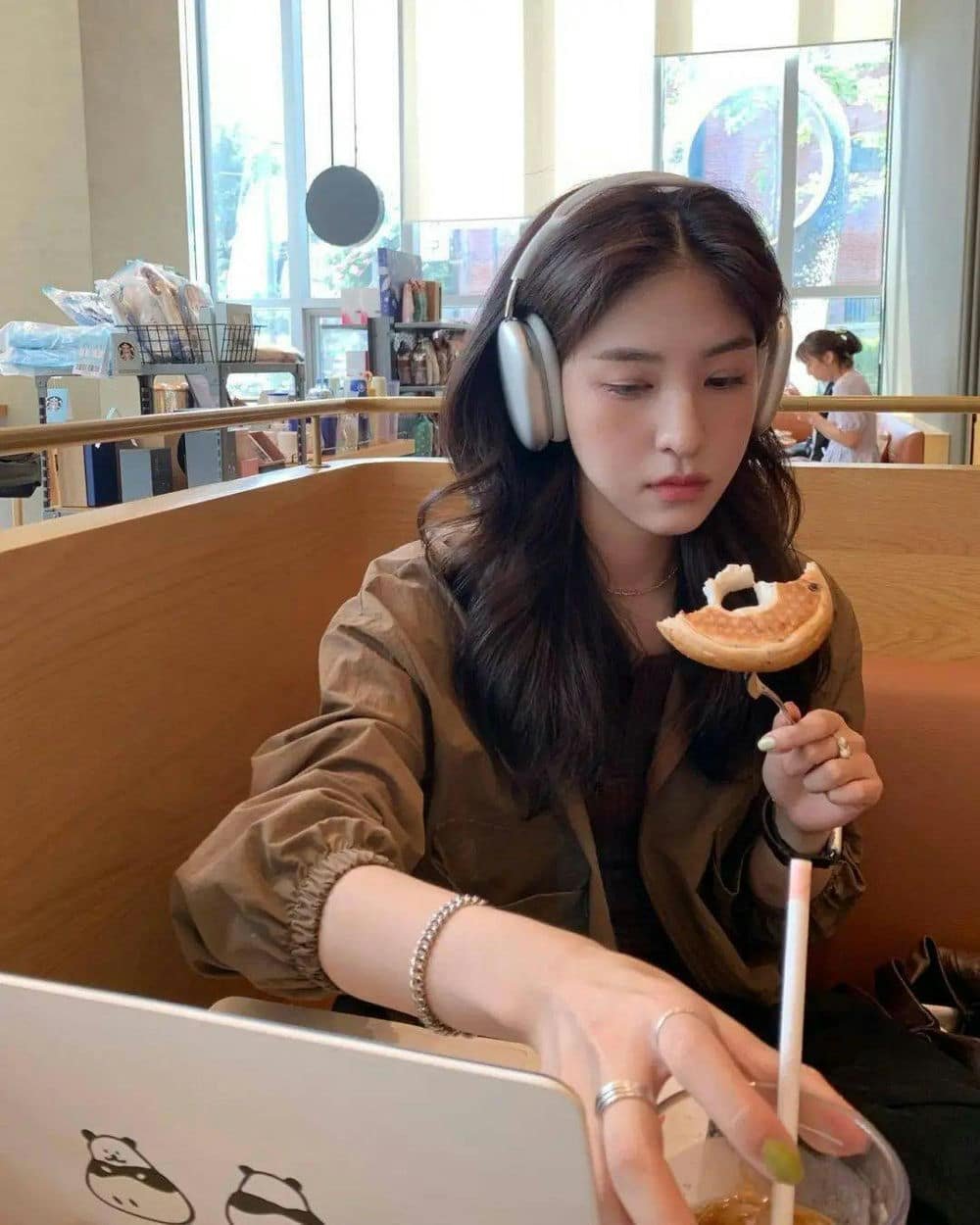 simple girl dp natural