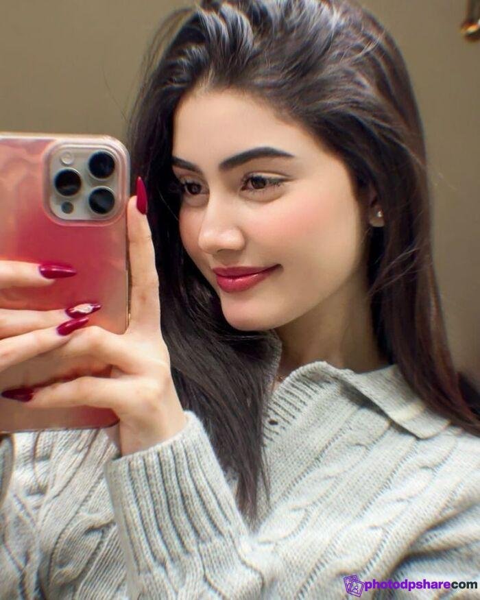 stylish hidden face cute girl images 5d