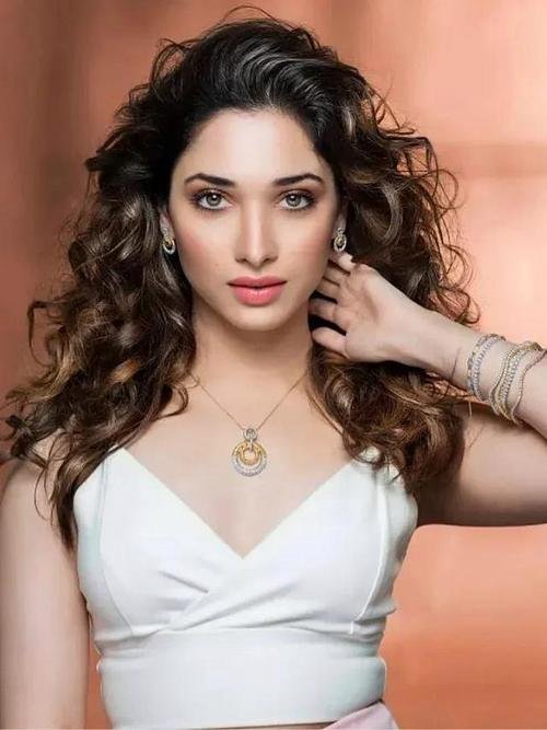 simple girl dp image