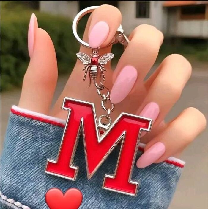 m name dp clean look